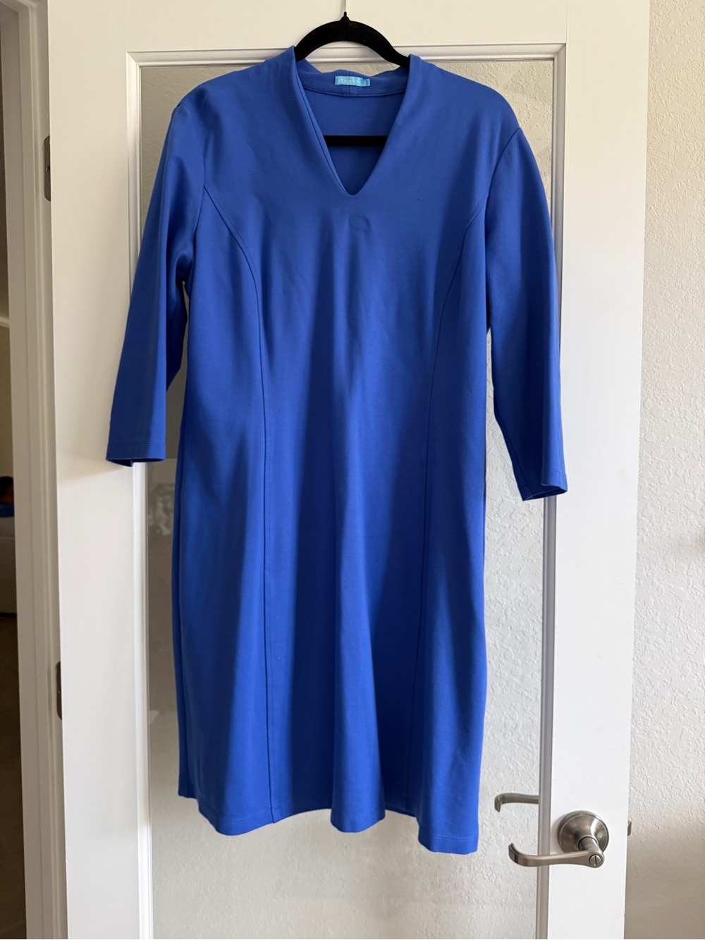 Beautiful Royal B by J McLaughlin dress in a vibrant cobalt/royal blue. Size XL